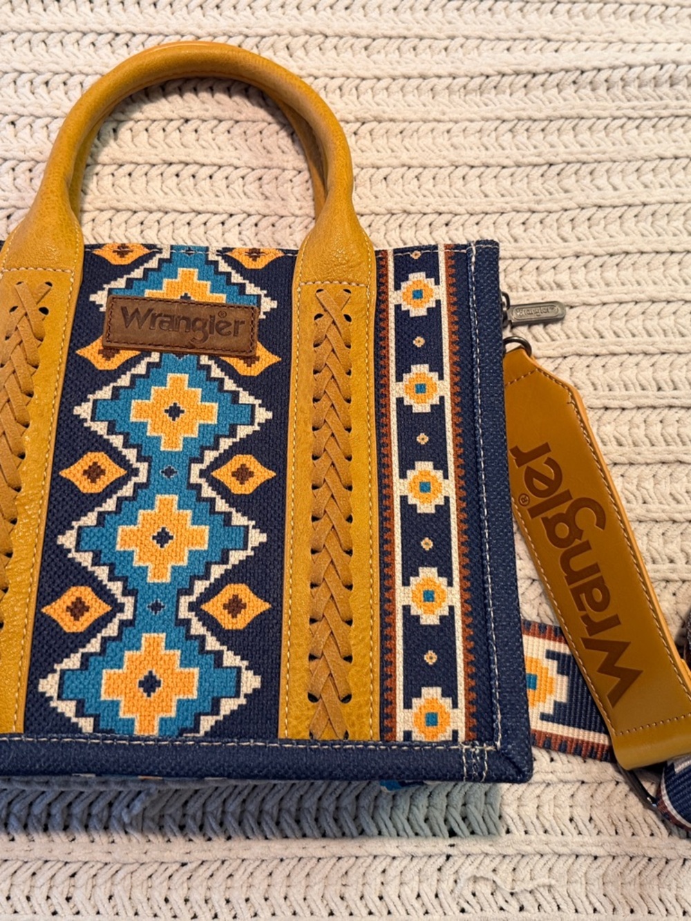 Wrangler Navy & Mustard Geometric purse